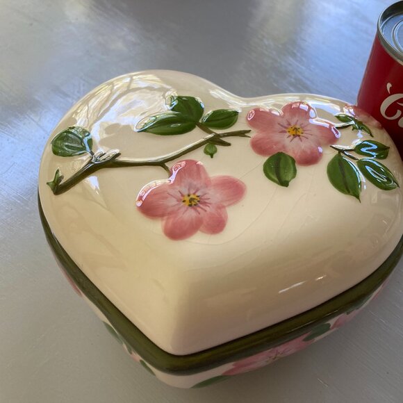 Desert Rose Franciscan Hand Painted Heart with Lid LIMITED RARE PEICE Vintage - Picture 2 of 9